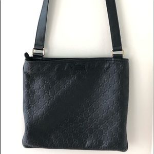 Gucci leather messenger bag